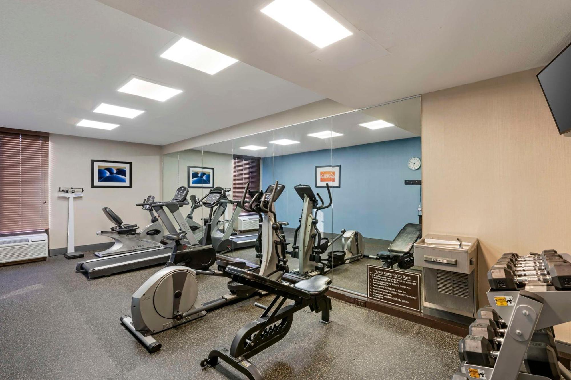Best Western New Albany Extérieur photo